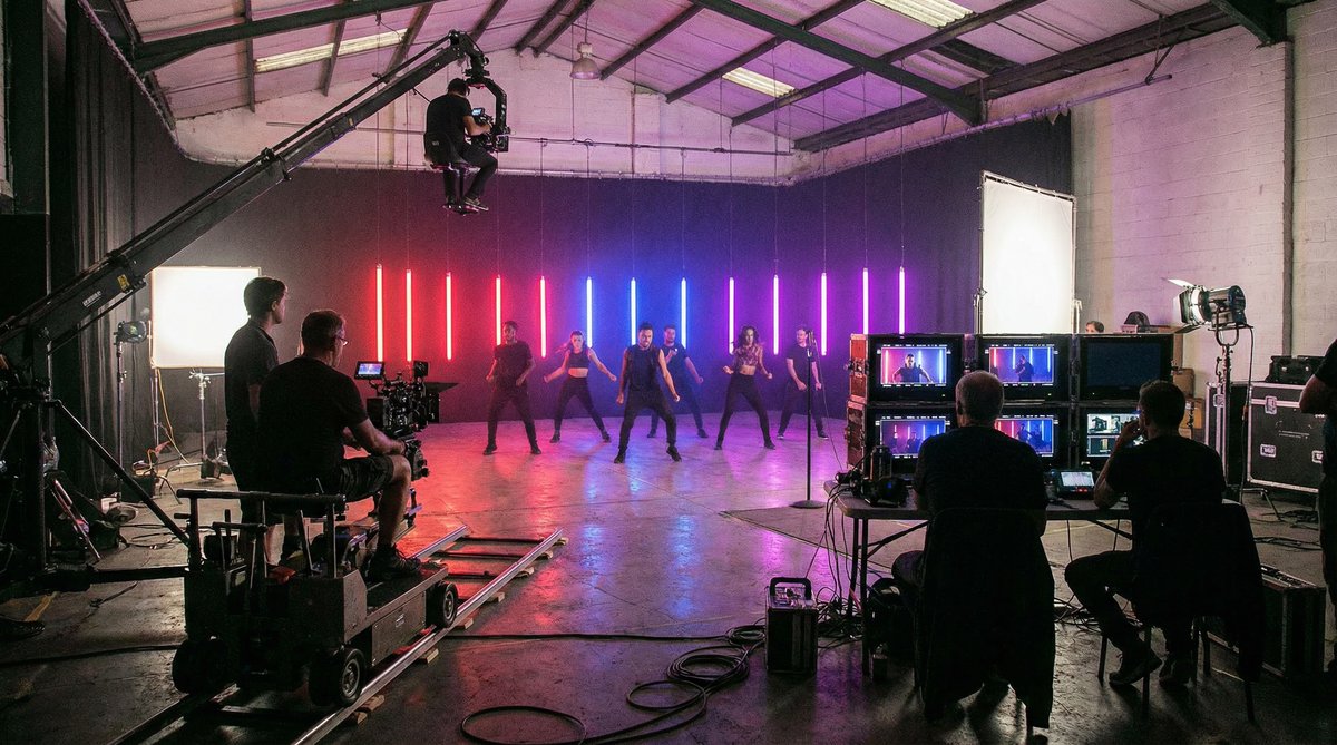 哔咔漫画手工视频